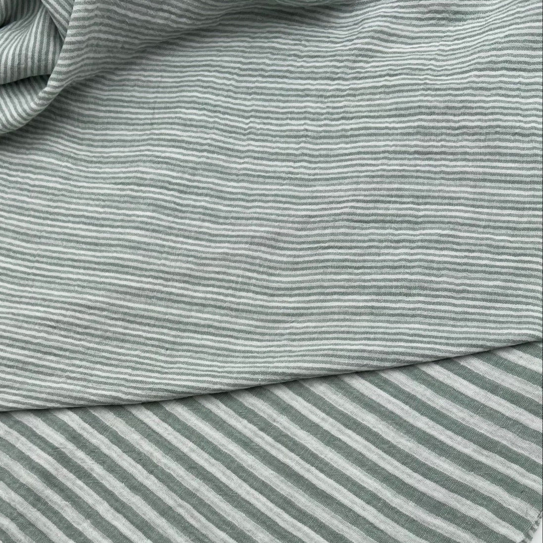 🐰 CRAZY LAPINOU - Doudou géant tout doux rayure rose ou vert