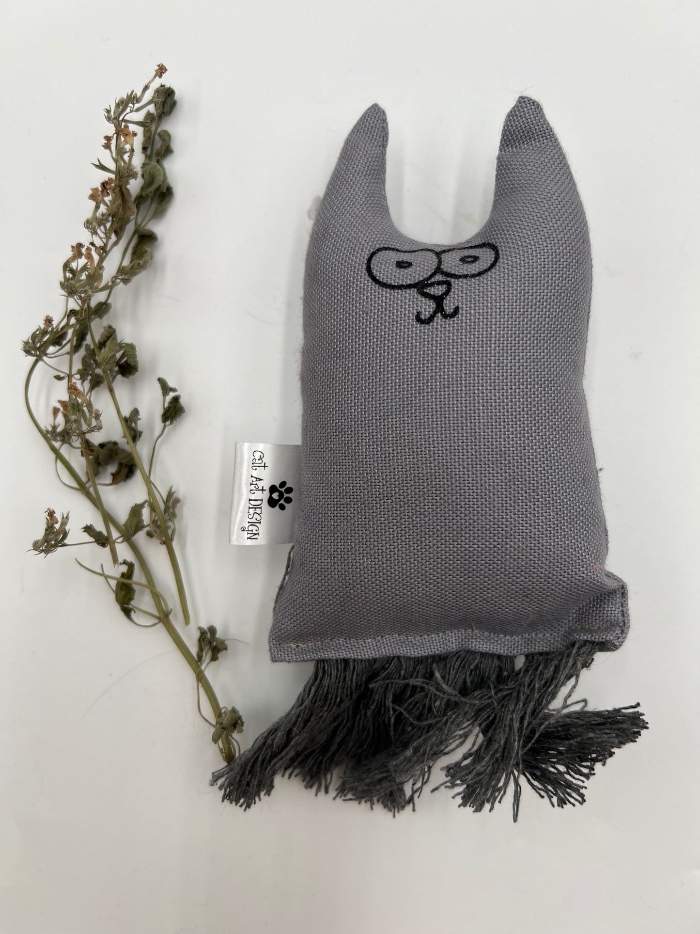 TIMINOU - Petit chat malin à l'herbe à chat gris anthracite