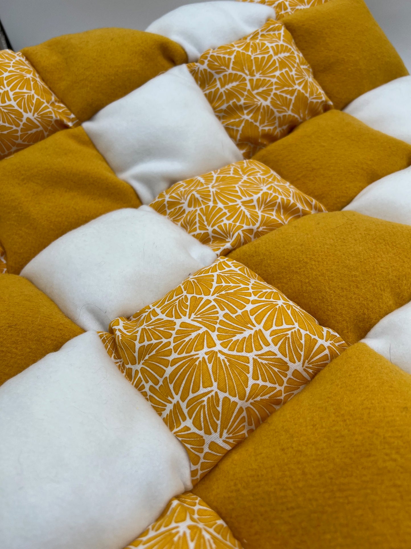 TAPIPUFF 60 X 85 cm Antibe jaune