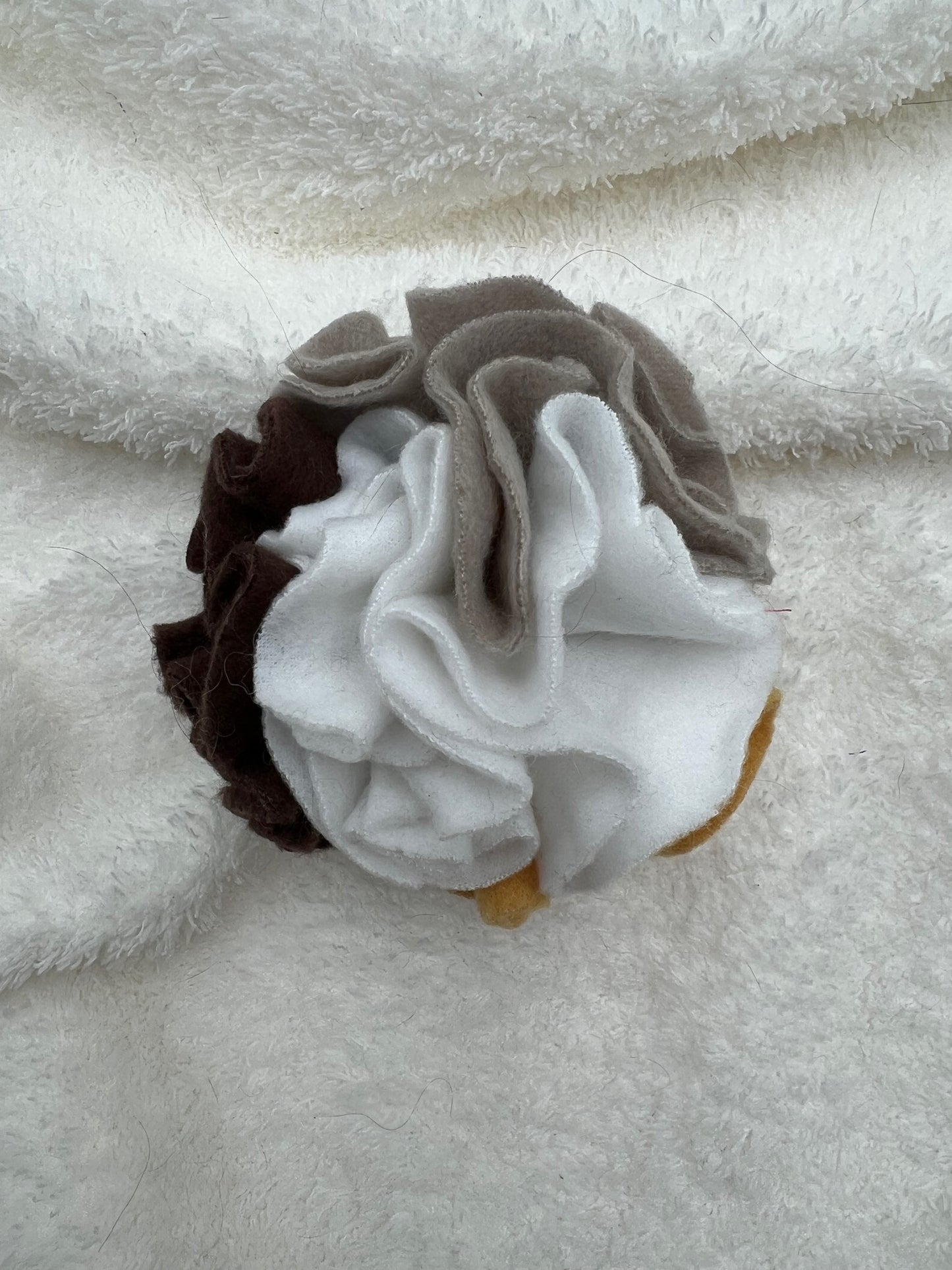 SNUFFLE CAT - Balle interactive en tissu polaire 10 cm