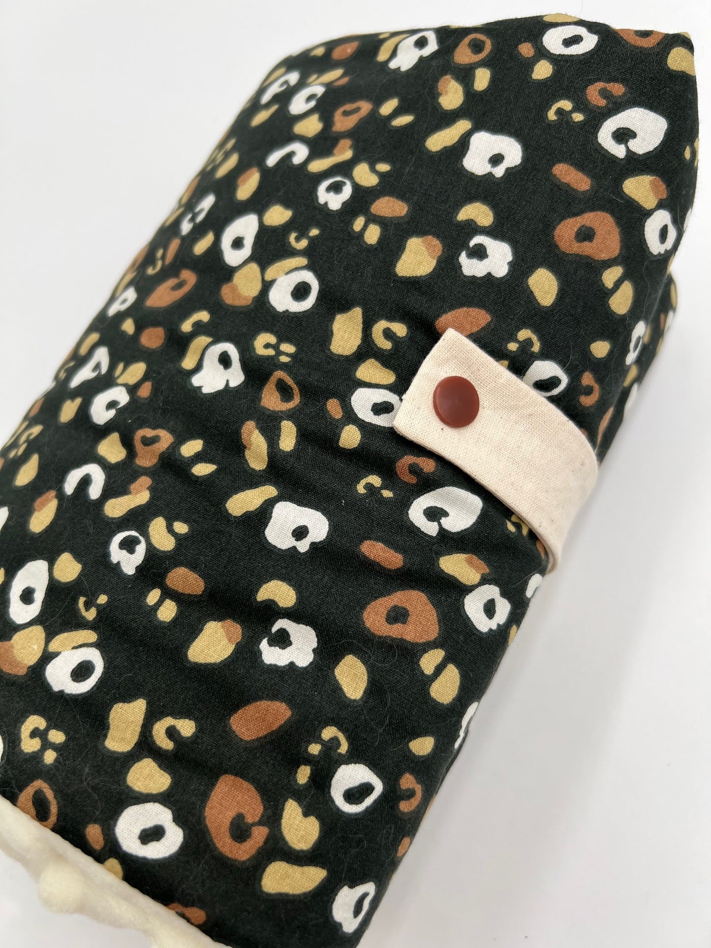 TAPICHA NOMADE Léopard vert