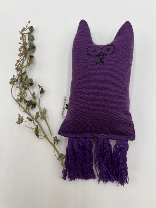 TIMINOU - Petit chat malin à l'herbe à chat violet