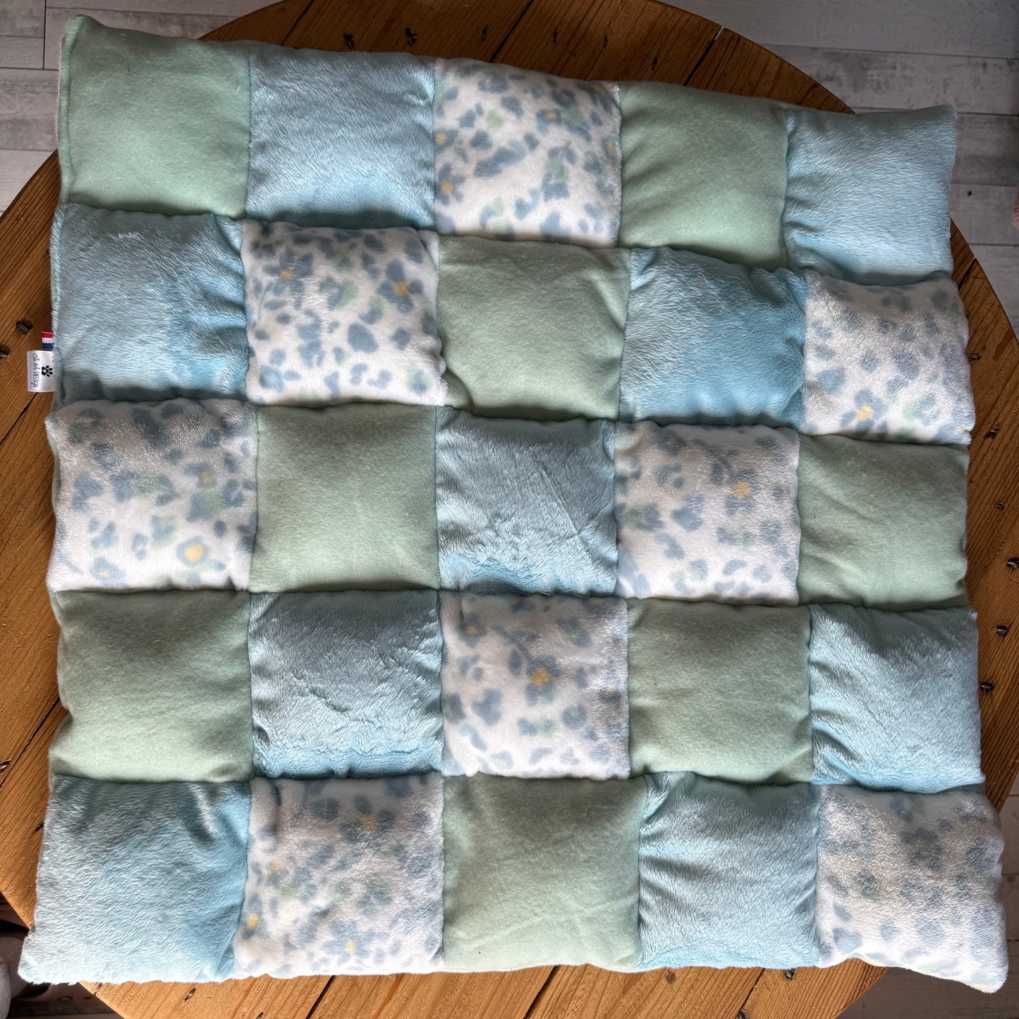 Tapis PUFFY PLUS Léo vert 60 X 60 cm