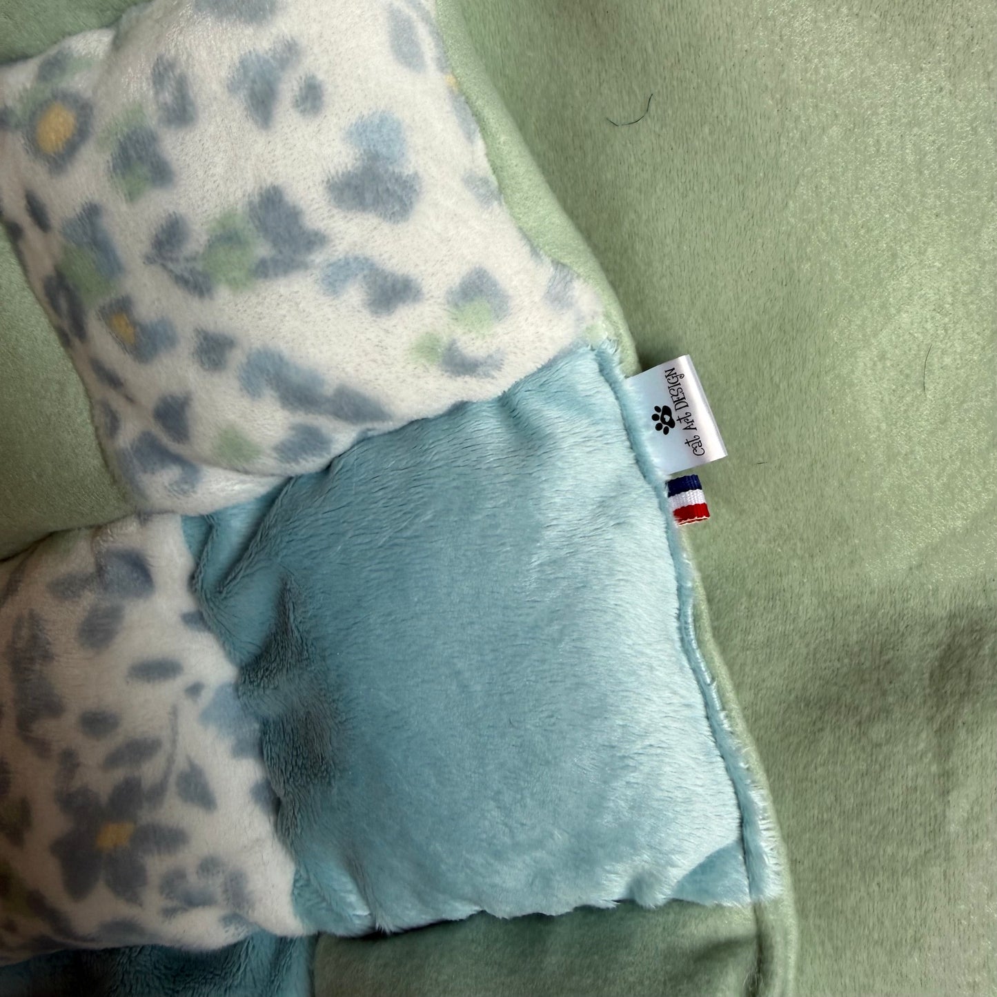 Tapis PUFFY PLUS Léo vert 60 X 60 cm